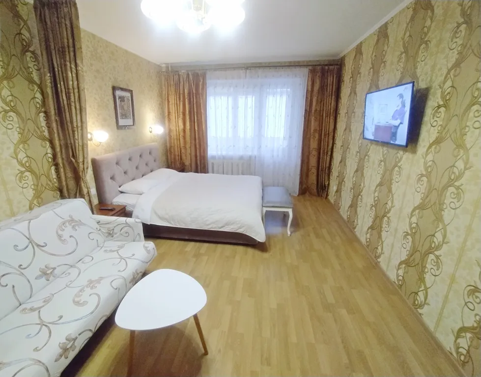 Люкс у парка с балконом, парковкой