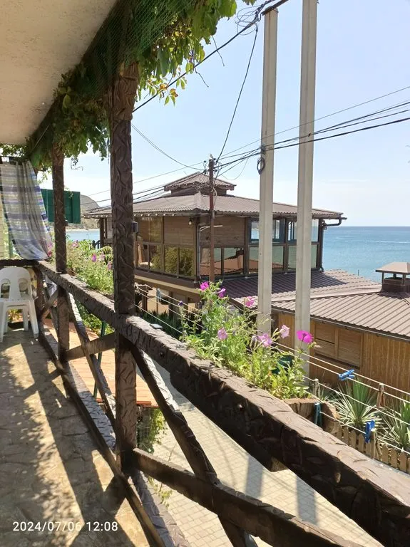 Семейный номер Студия с видом на море — Beach Hotel Новая Династия, фото 1 из 5