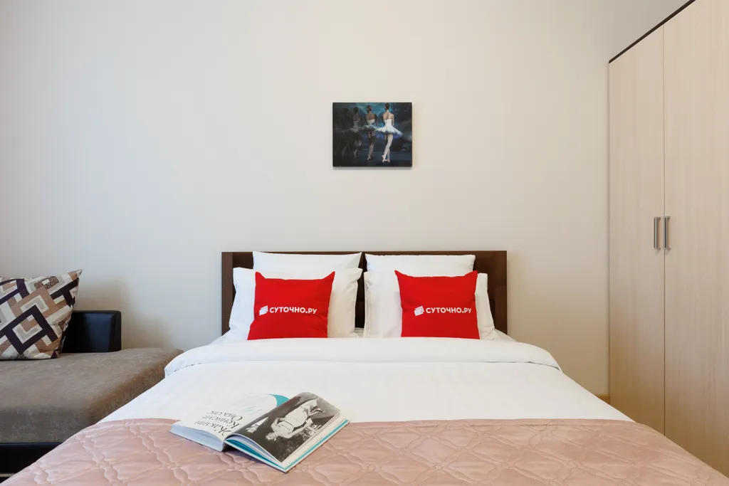Квартира однокомнатная у метро Ботанический сад, 40 м², Москва — спальня, фото 2