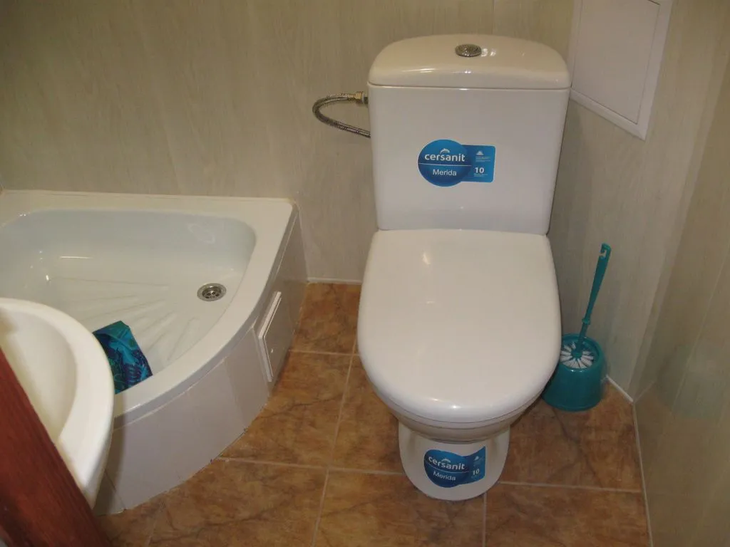 Двухместный номер с 2 отдельными кроватями со всеми удобствами и кондиционером — Пальма, фото 2 из 5