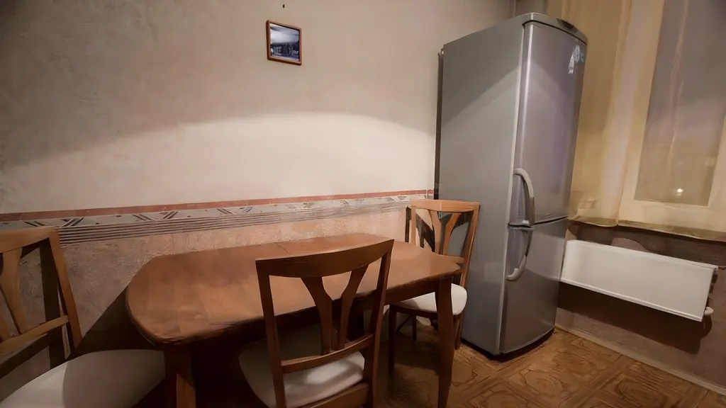 Квартира двухкомнатная в Центральном, 60 м², Красноярск — фото 15