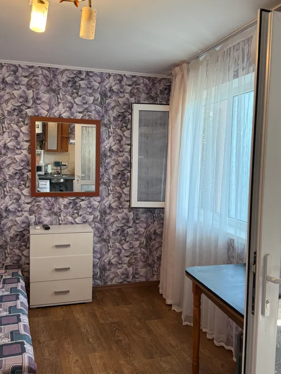 Дом 2-местный на улице имени Розы Люксембург, 13 м², Алупка — фото 3