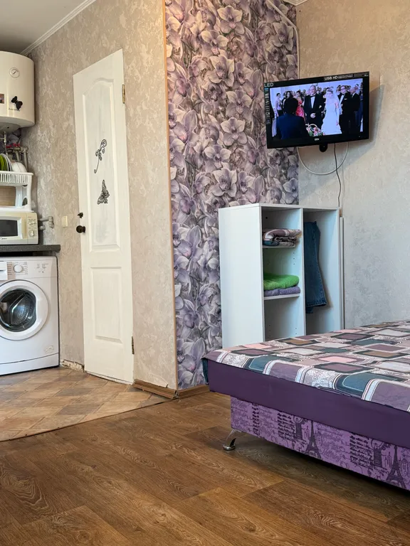 Дом 2-местный на улице имени Розы Люксембург, 13 м², Алупка — фото 8