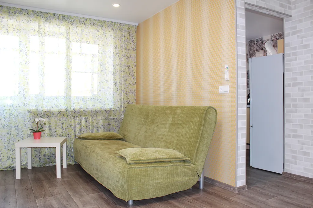 Квартира двухкомнатная на улице Грибоедова, 46 м², Дзержинск — спальня, фото 3