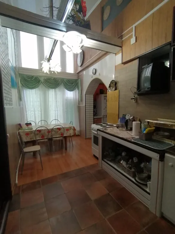 Таунхаус 12-местный у Авиастроя, в Авиастрое, 140 м², Казань — кухня