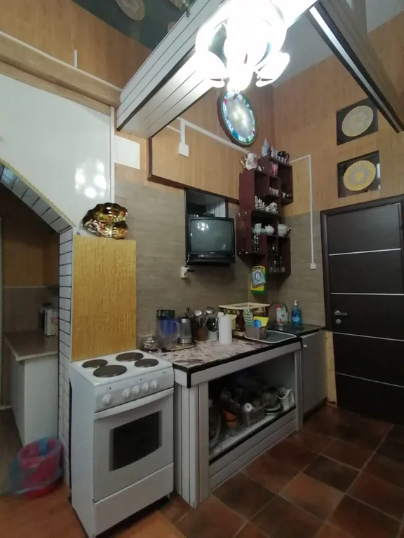 Таунхаус 12-местный у Авиастроя, в Авиастрое, 140 м², Казань — кухня, фото 2