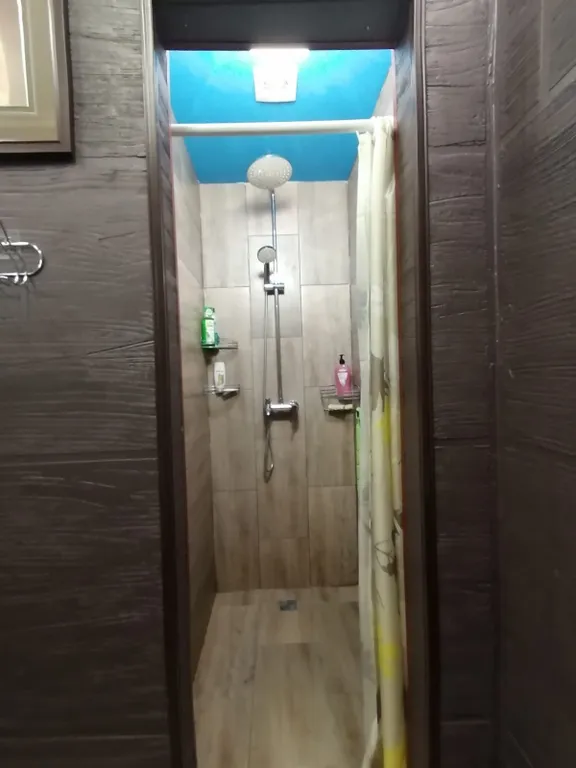 Таунхаус 12-местный у Авиастроя, в Авиастрое, 140 м², Казань — ванная комната, фото 5