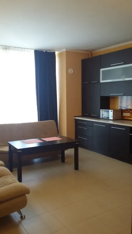 Квартира двухкомнатная в Гагаринском, 60 м², Севастополь — фото 3