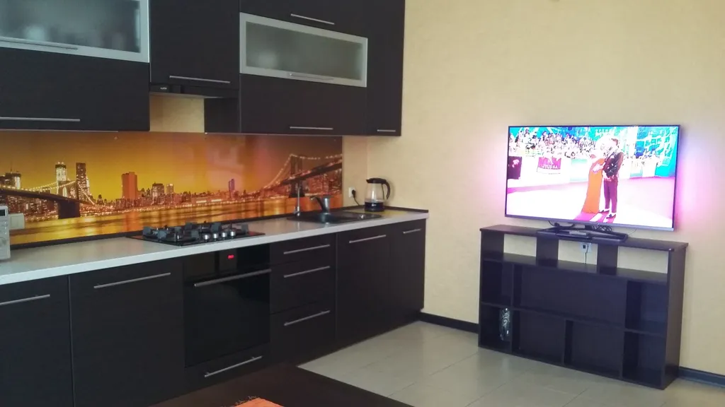 Квартира двухкомнатная в Гагаринском, 60 м², Севастополь — фото 4