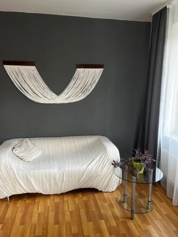 Квартира двухкомнатная на улице Кузбасской Дивизии, 80 м², Псков — фото 9
