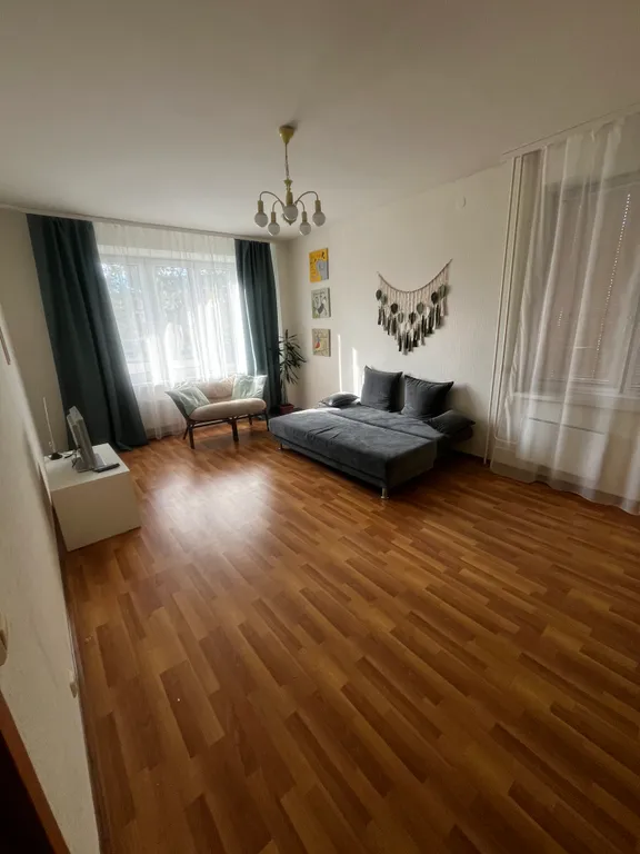 Квартира двухкомнатная на улице Кузбасской Дивизии, 80 м², Псков — фото 15