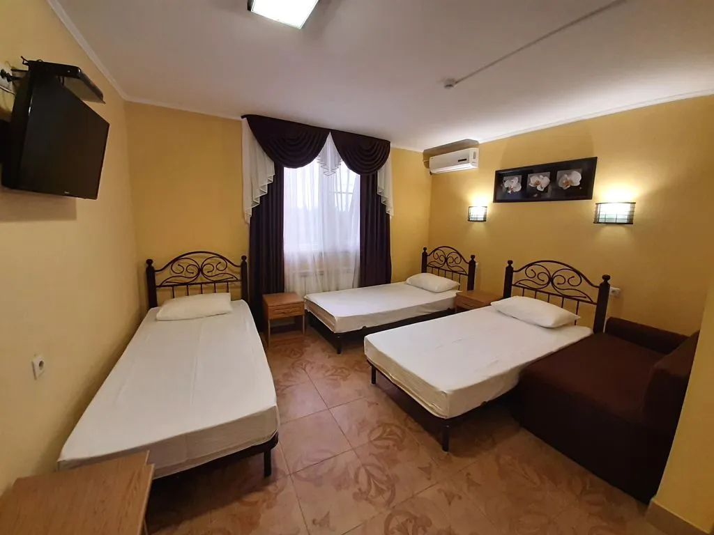 Трёхместный номер стандарт — Садко