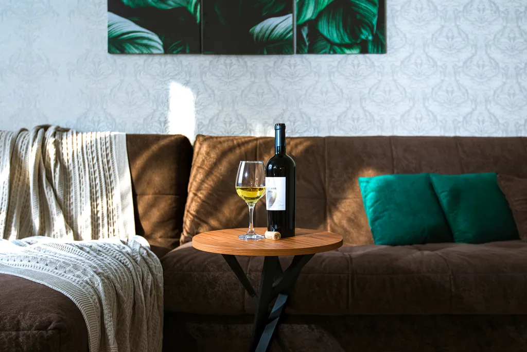 Квартира двухкомнатная на улице Пирогова, 44 м², Чебоксары — спальня, фото 2