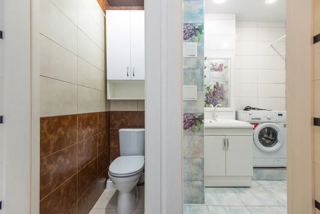 Квартира двухкомнатная на улице Пирогова, 44 м², Чебоксары — ванная комната, фото 4