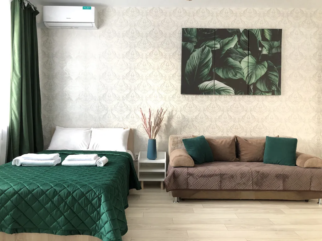 Квартира двухкомнатная на улице Пирогова, 44 м², Чебоксары — спальня, фото 3