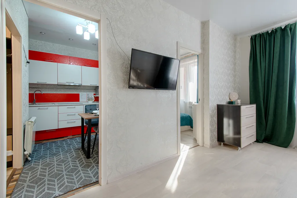 Квартира двухкомнатная на улице Пирогова, 44 м², Чебоксары — кухня
