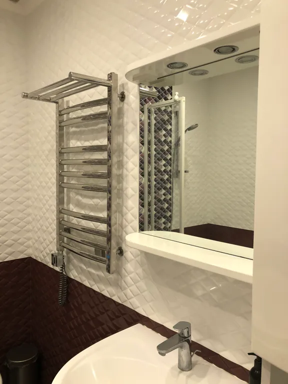 Студия однокомнатная на улице Щорсе, 45 м², Ялта — ванная комната, фото 3