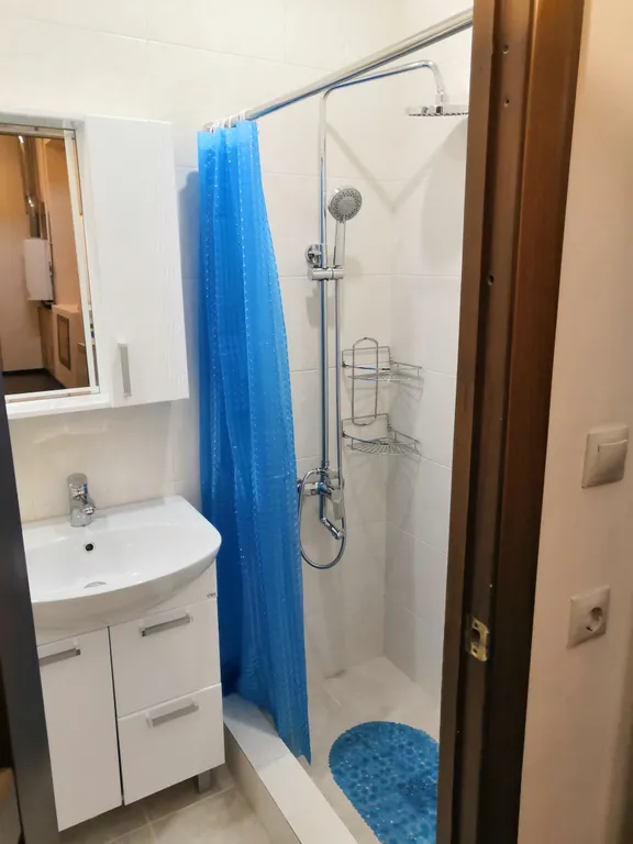Квартира двухкомнатная на улице Красноармейской, 57 м², Кисловодск — ванная комната