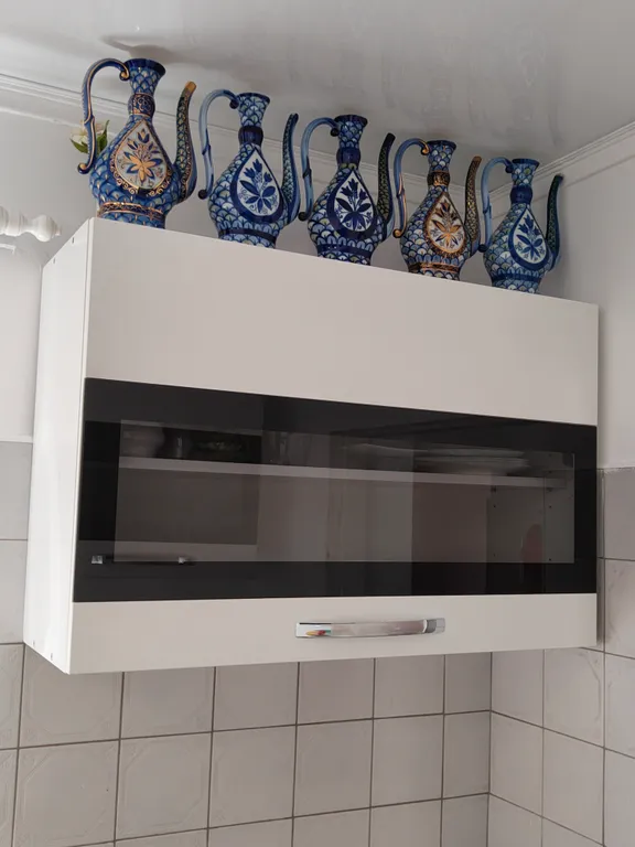 Квартира двухкомнатная на улице Чернышевского, 40 м², Кисловодск — кухня, фото 5