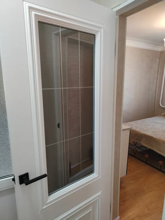Квартира двухкомнатная на улице Чернышевского, 40 м², Кисловодск — спальня, фото 12