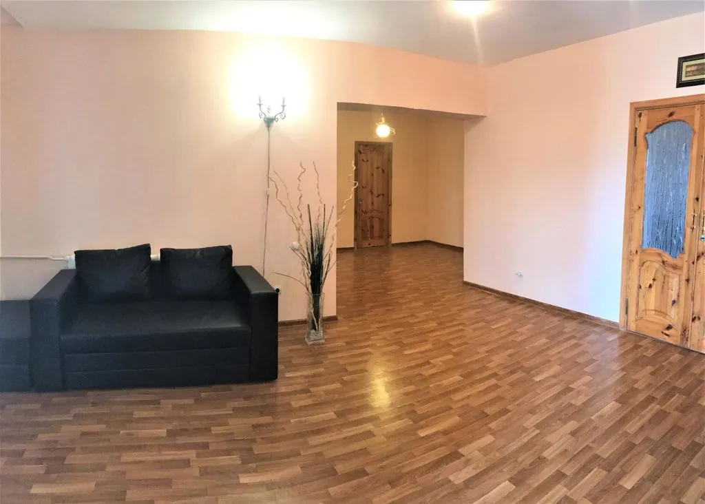 Апартаменты 100 кв.м , 2 спальни, кухня — Белый, фото 2 из 5