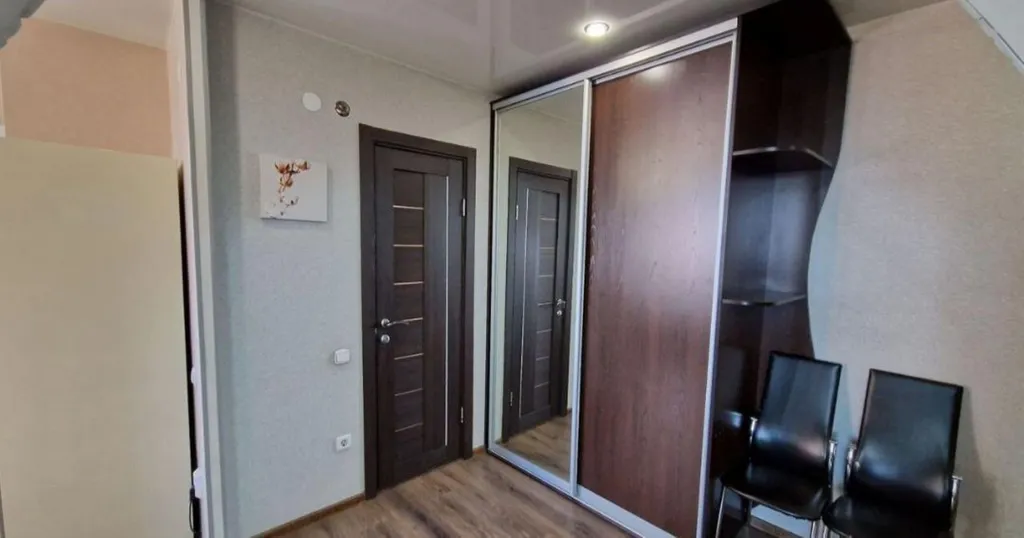 Квартира однокомнатная на улице Сурнова, 45 м², Иркутск — фото 16