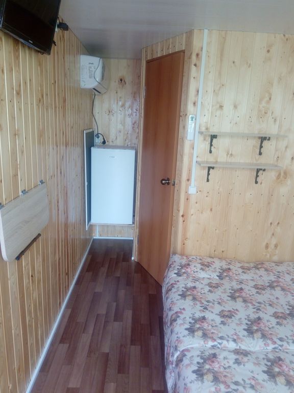 Трёхместный номер люкс — Лоза, фото 2 из 5