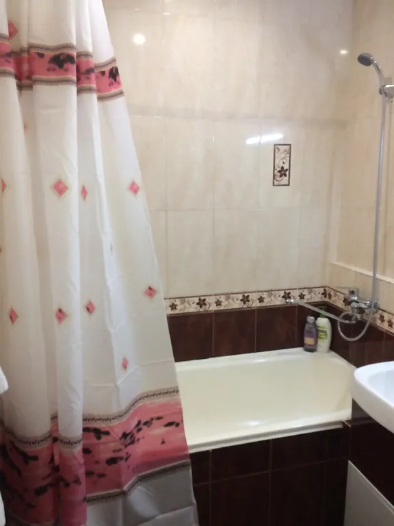 Квартира однокомнатная на улице Университетской, 30 м², Пятигорск — ванная комната