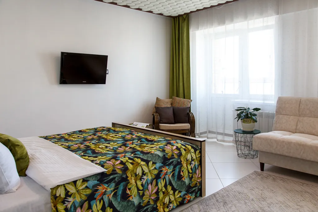 Студия однокомнатная в Октябрьском, 42 м², Иркутск — спальня, фото 8