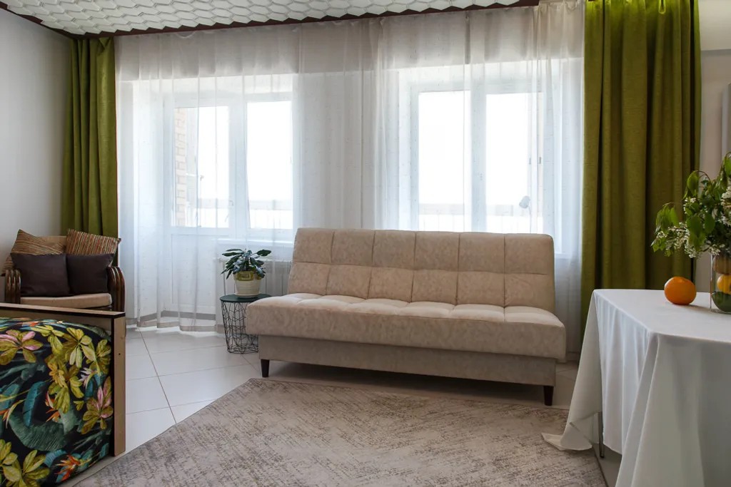 Студия однокомнатная в Октябрьском, 42 м², Иркутск — спальня, фото 10