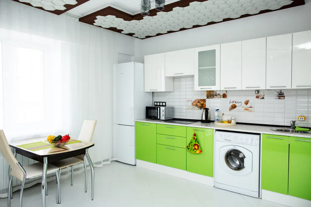 Студия однокомнатная в Октябрьском, 42 м², Иркутск — кухня, фото 3