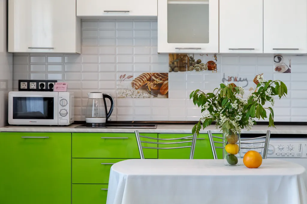Студия однокомнатная в Октябрьском, 42 м², Иркутск — кухня, фото 2
