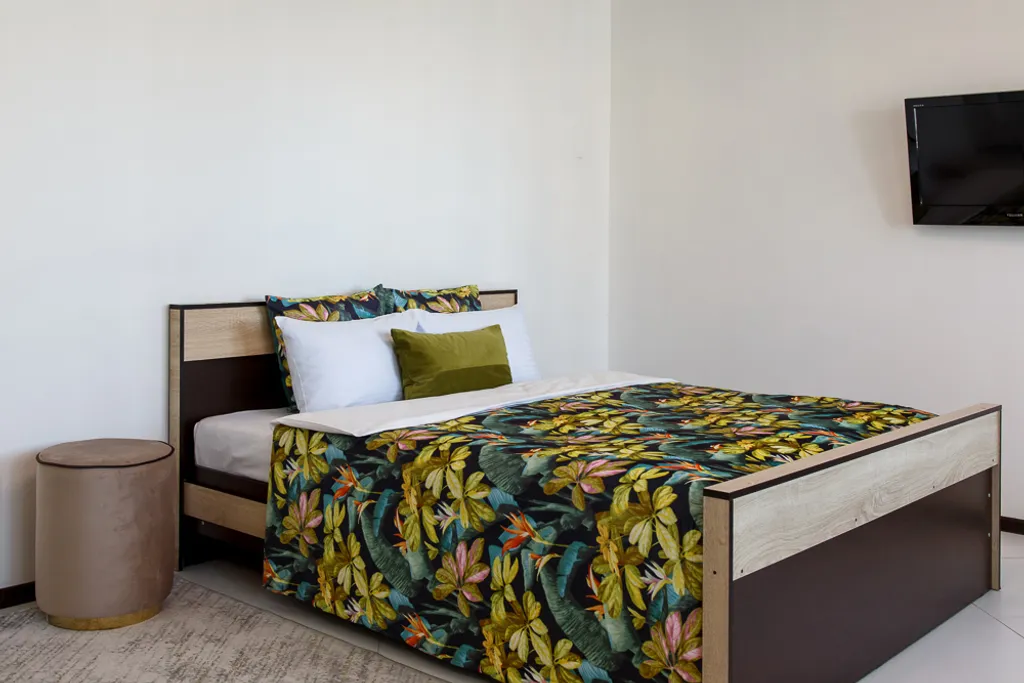 Студия однокомнатная в Октябрьском, 42 м², Иркутск — спальня, фото 4