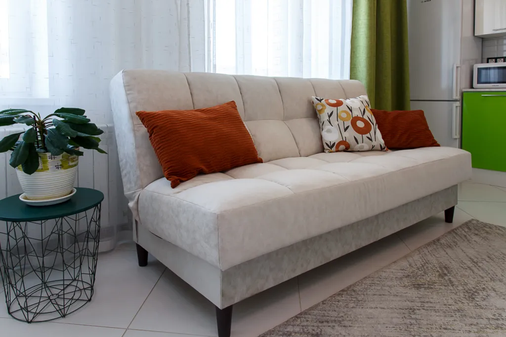 Студия однокомнатная в Октябрьском, 42 м², Иркутск — спальня, фото 6