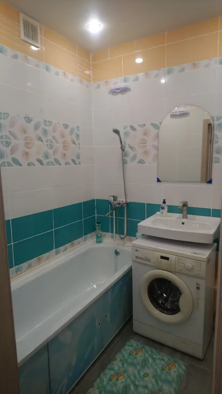 Апартаменты однокомнатные в Советском, 45 м², Красноярск — ванная комната, фото 3