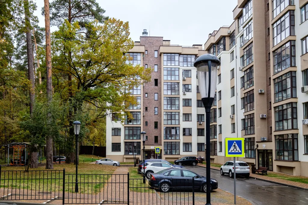 Квартира однокомнатная на улице Почтовой, 50 м², Рязань — двор