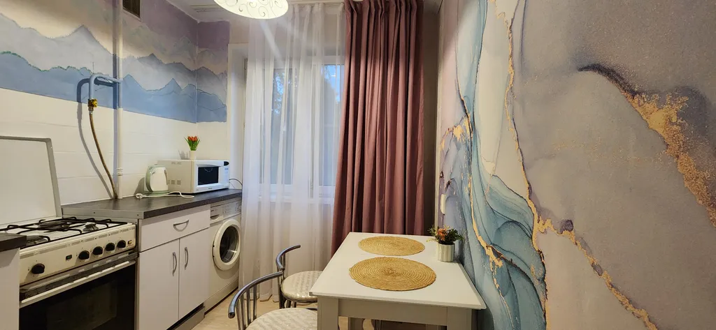 Квартира двухкомнатная в Сормовском, 50 м², Нижний Новгород — кухня, фото 2