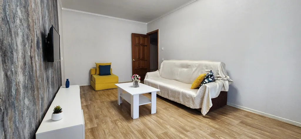Квартира двухкомнатная в Сормовском, 50 м², Нижний Новгород — спальня, фото 3
