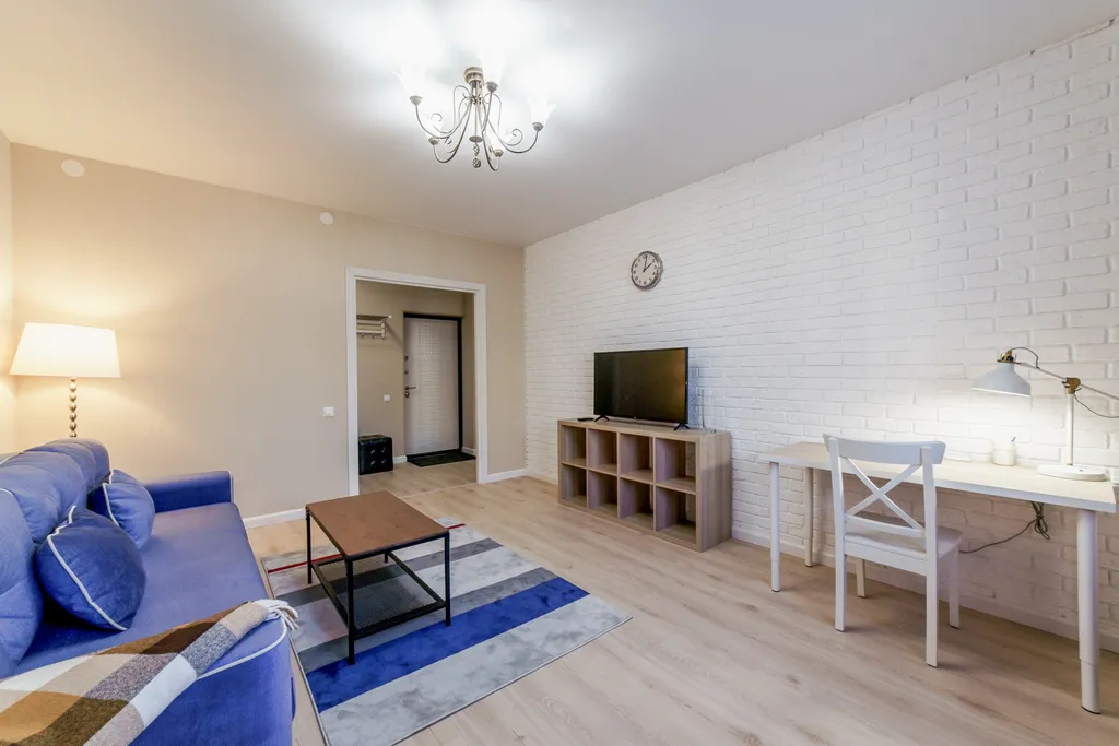 Квартира двухкомнатная на улице Родионовой, 55 м², Нижний Новгород — спальня, фото 9