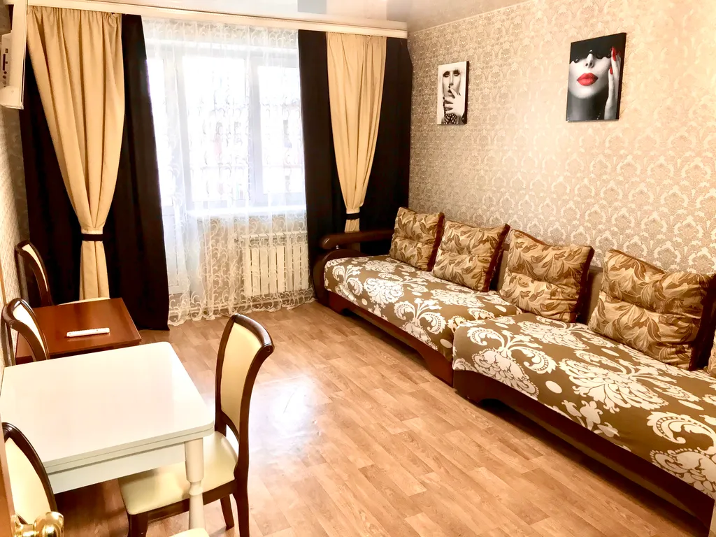 Студия двухкомнатная на улице Трегубенко, 52 м², Минусинск — фото 3