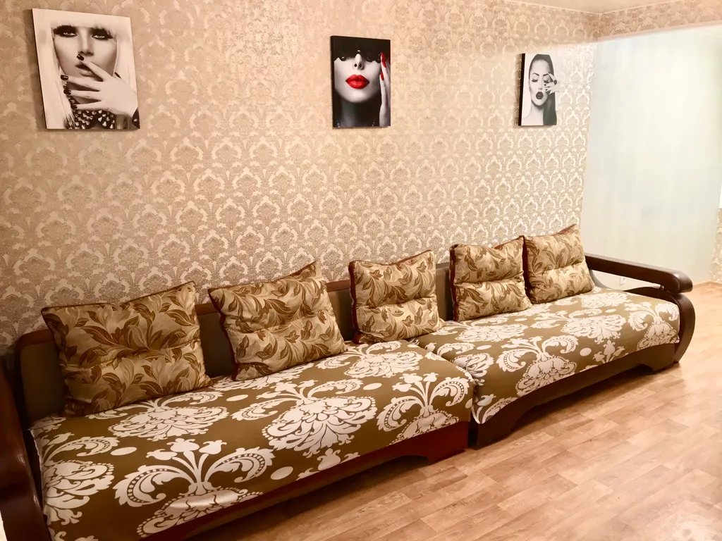 Студия двухкомнатная на улице Трегубенко, 52 м², Минусинск — фото 5