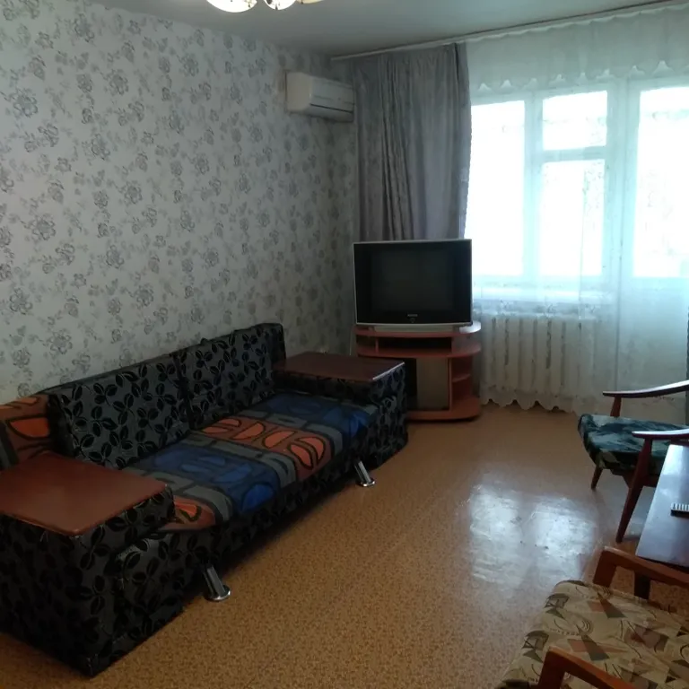 Квартира двухкомнатная на улице Некрасова, 48 м², Евпатория — фото 4