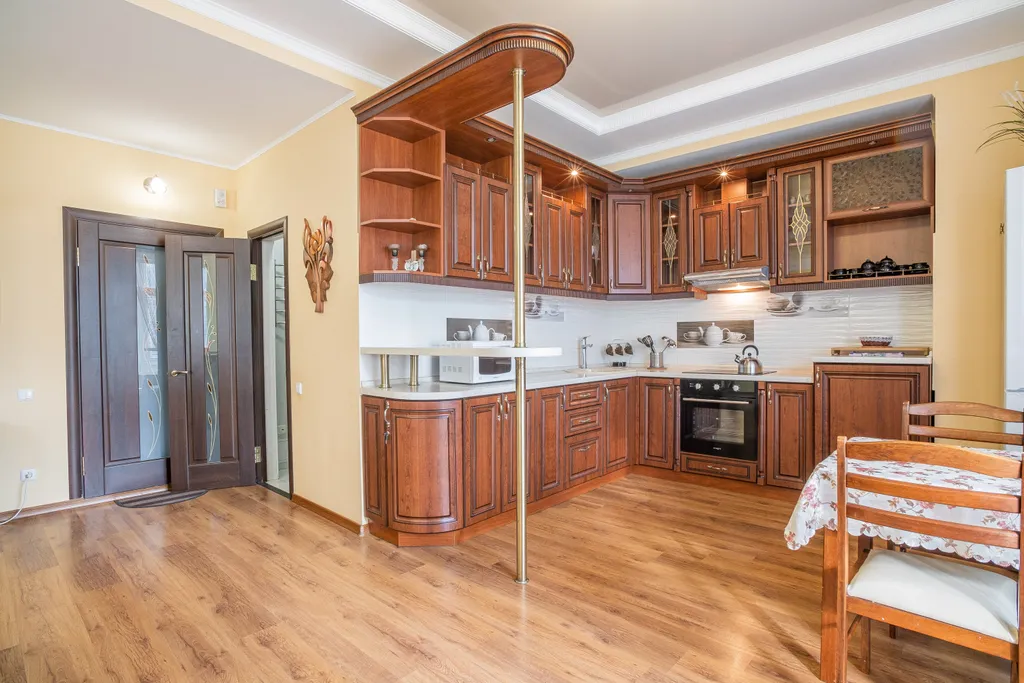 Квартира двухкомнатная на улице Щорсе, 60 м², Ялта — фото 10