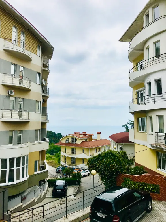 Квартира двухкомнатная на улице Щорсе, 60 м², Ялта — фото 19