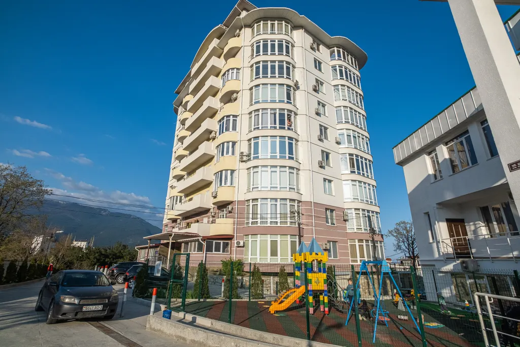 Квартира двухкомнатная на улице Щорсе, 60 м², Ялта — фото 20