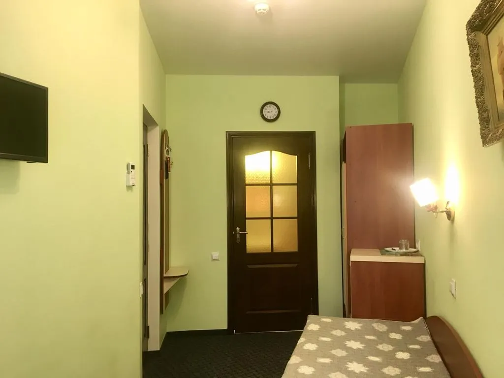 Двухместный номер с 2 отдельными кроватями эконом — Южная ночь, фото 3 из 5