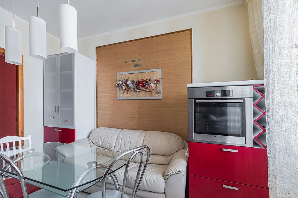 Квартира двухкомнатная в Нижегородском, 65 м², Нижний Новгород — кухня
