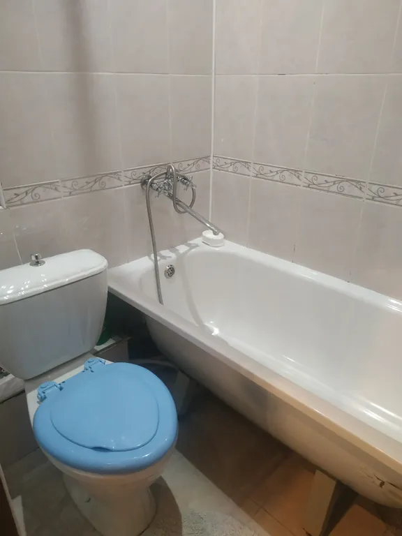 Квартира двухкомнатная на проспекте Кирова, 46 м², Пятигорск — ванная комната, фото 2