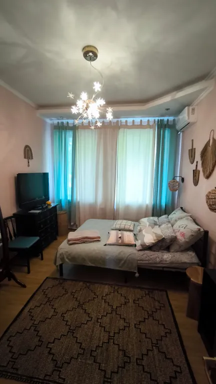 Квартира двухкомнатная на проспекте Кирова, 46 м², Пятигорск — спальня, фото 4