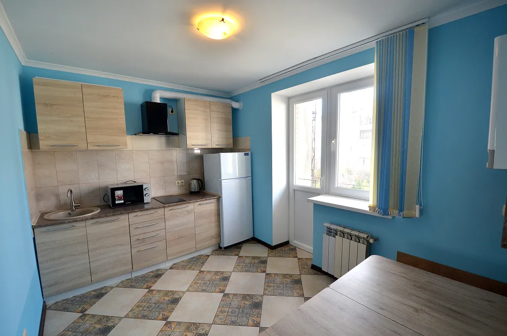 Квартира двухкомнатная в переулке Долиннном, 54 м², Коктебель — фото 7